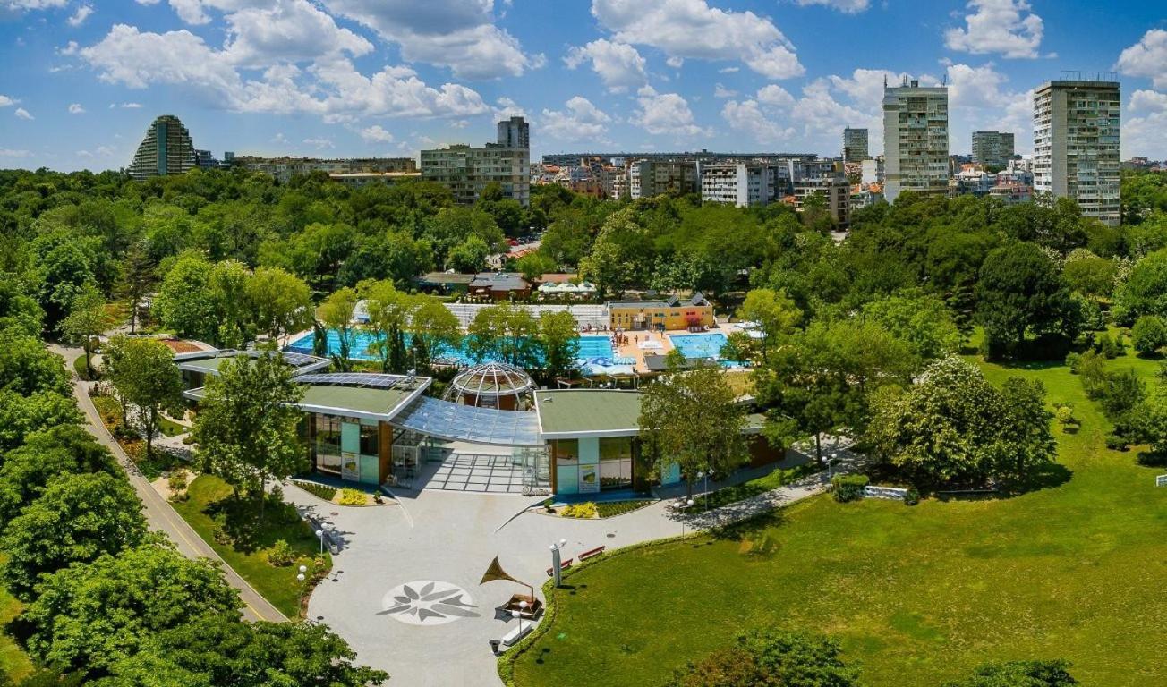 Seaview Lazur Apartment Burgas Екстер'єр фото